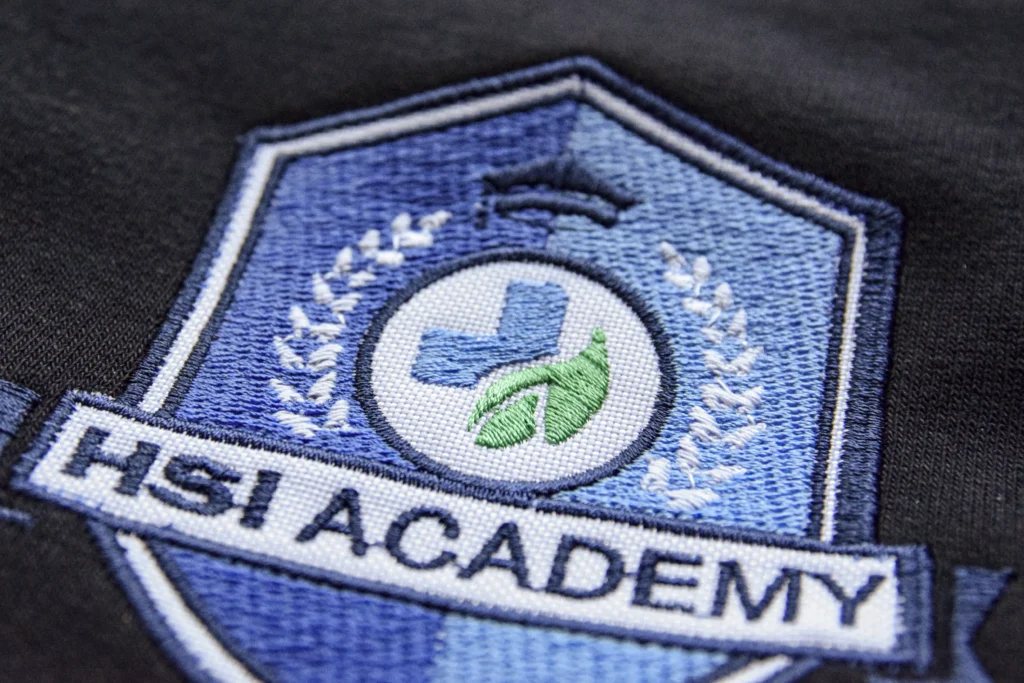 Haft na bluzie firmowej